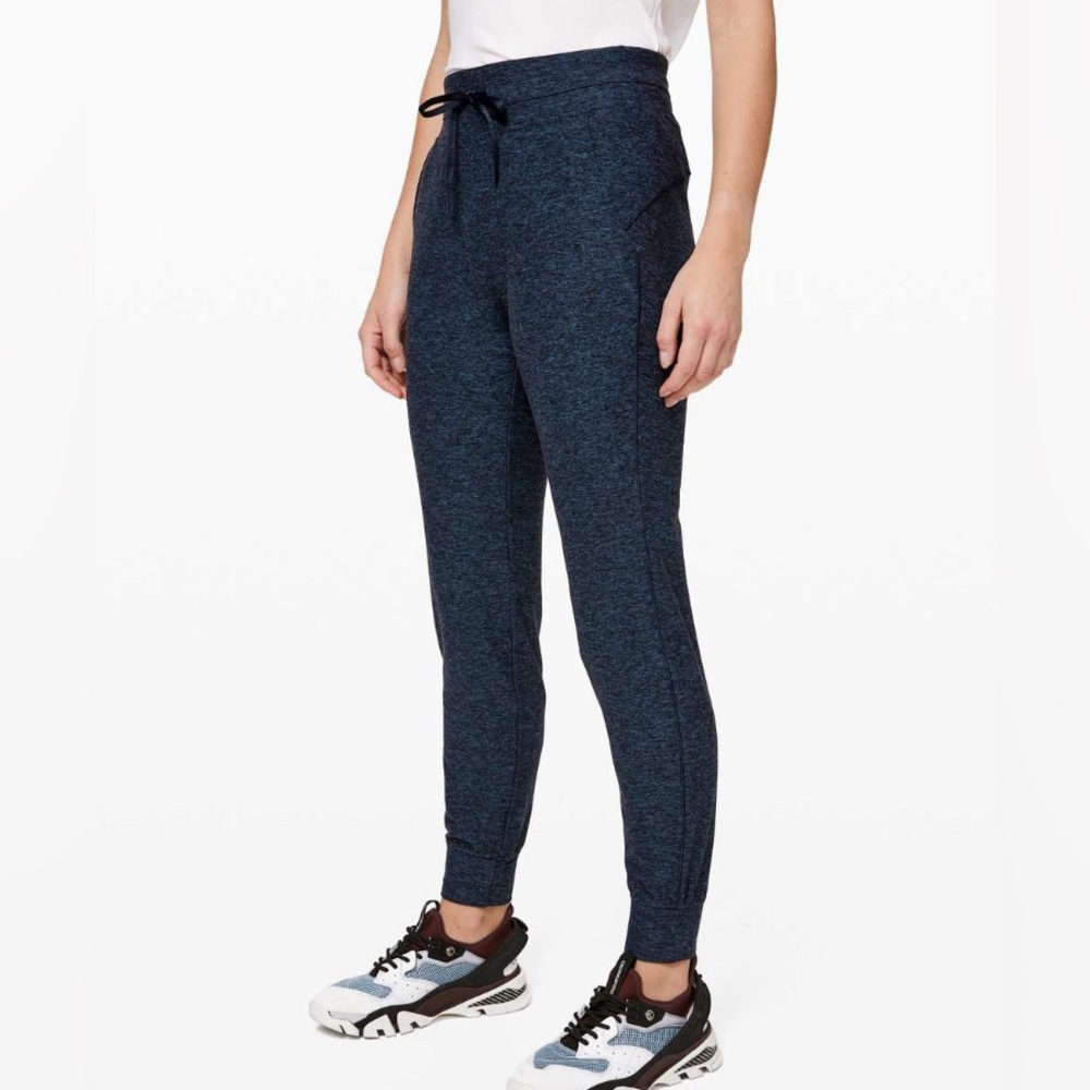 Lululemon Ready to Rulu Jogger 29"‎ size 4